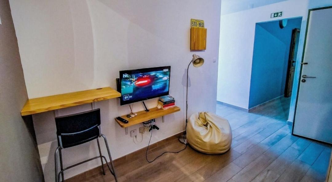 Roots Apartment ซัมบูเจย์ราโดมาร์ ภายนอก รูปภาพ